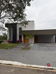 Casa com 3 Quartos à venda, 307m² no Centro, Taubaté
