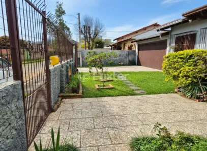 Casa com 5 Quartos à venda, 263m² no Guarujá, Porto Alegre