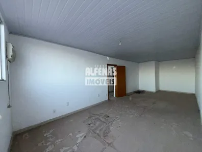 Casa com 2 Quartos para alugar, 201m² no Eldorado, Contagem