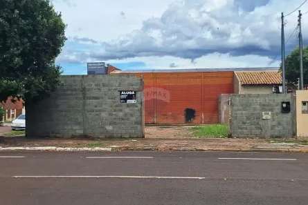 Lote/Terreno para alugar, 240m² no Centro, Rondonópolis