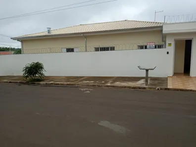 Casa com 3 Quartos à venda, 326m² no , Brotas