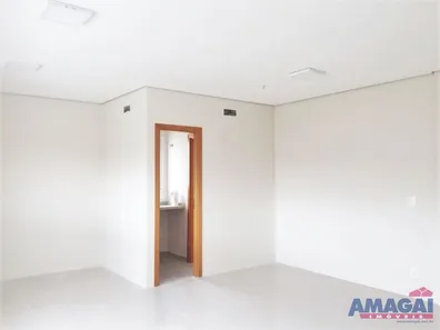 Sala Comercial à venda, 40m² no Centro, Jacareí