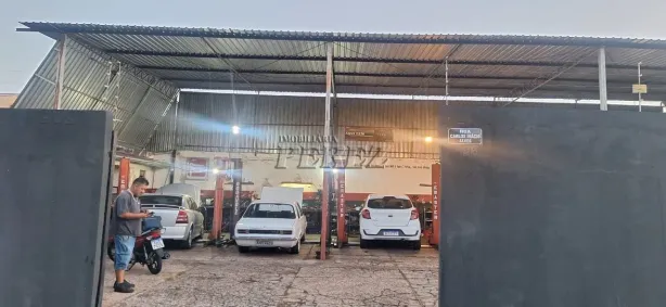 Galpão/Depósito/Armazém à venda, 221m² no Jardim Pérola, Londrina