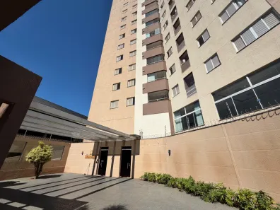 Apartamento com 3 Quartos para alugar, 80m² no Zona 02, Maringá