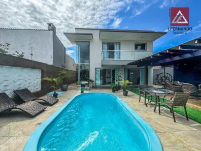 Casa com 6 Quartos à venda, 540m² no Centro, Balneário Piçarras