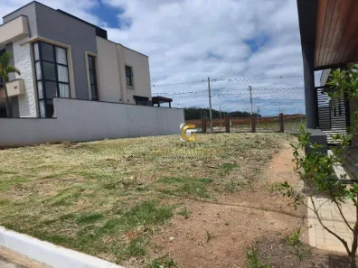 Lote/Terreno à venda, 270m² no Loteamento Floresta, São José dos Campos