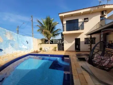 Casa com 3 Quartos à venda, 123m² no Califórnia, Londrina