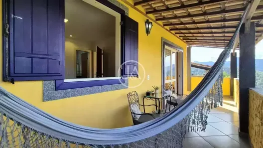 Casa com 2 Quartos à venda, 178m² no Nogueira, Petrópolis