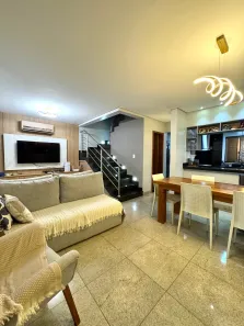 Sobrado com 3 Quartos à venda, 156m² no Parque Amazônia, Goiânia