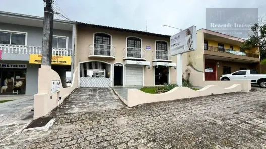 Sobrado com 7 Quartos à venda, 500m² no Cristo Rei, Curitiba