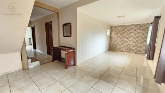 Casa com 4 Quartos para alugar, 120m² no Califórnia, Londrina