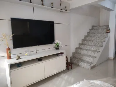 Casa com 3 Quartos à venda, 200m² no Niterói, Canoas