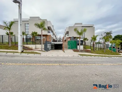 Casa de Condomínio com 3 Quartos à venda, 240m² no Santo Inácio, Curitiba