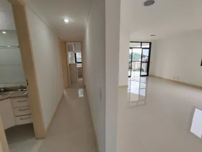 Apartamento com 3 Quartos para venda ou aluguel, 120m² no Imbetiba, Macaé