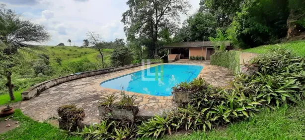 Fazenda/Sítio com 3 Quartos à venda, 451m² no Jardim Liberdade, Jundiaí