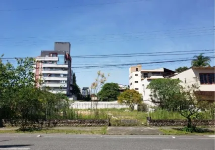 Lote/Terreno à venda, 776m² no Anita Garibaldi, Joinville