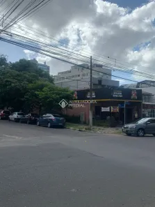 Lote/Terreno à venda, 332m² no Passo da Areia, Porto Alegre