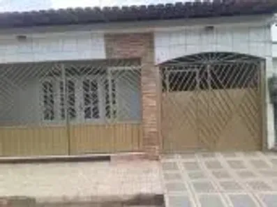 Casa com 3 Quartos à venda, 140m² no Coqueiro, Ananindeua