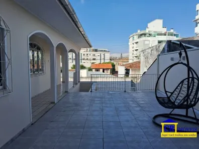 Casa com 1 Quarto à venda, 374m² no Capoeiras, Florianópolis