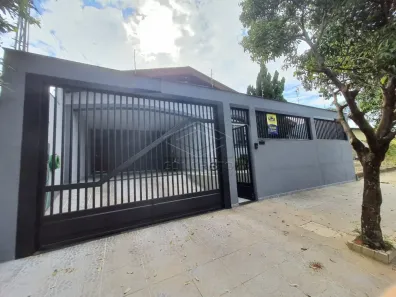 Casa com 3 Quartos à venda, 230m² no Novo Jardim Pagani, Bauru