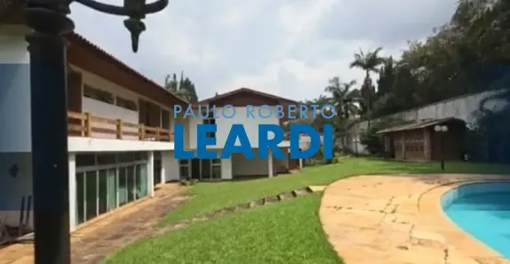 Sobrado com 3 Quartos para alugar, 1830m² no Fazenda Morumbi, São Paulo