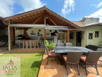 Casa com 8 Quartos à venda, 440m² no Barra da Lagoa, Ubatuba