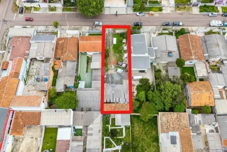 Lote/Terreno à venda, 440m² no Capão Raso, Curitiba