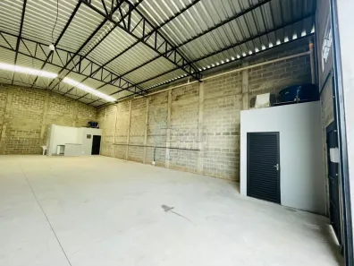 Galpão/Depósito/Armazém para alugar, 200m² no Vila Abranches, Ribeirão Preto