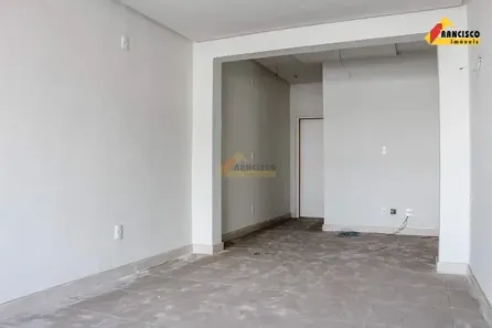 Imóvel Comercial para alugar, 100m² no Centro, Divinópolis