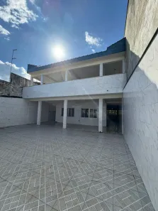 Sobrado com 4 Quartos à venda, 301m² no Balneario Gaivotas, Itanhaém