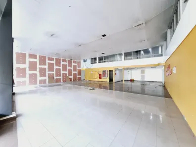Ponto Comercial para alugar, 750m² no Jardim Macedo, Ribeirão Preto
