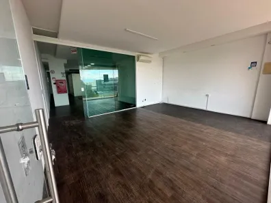 Sala Comercial para alugar, 120m² no Saco Grande, Florianópolis