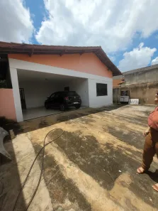 Casa com 4 Quartos à venda, 270m² no Jardim Planalto, Goiânia