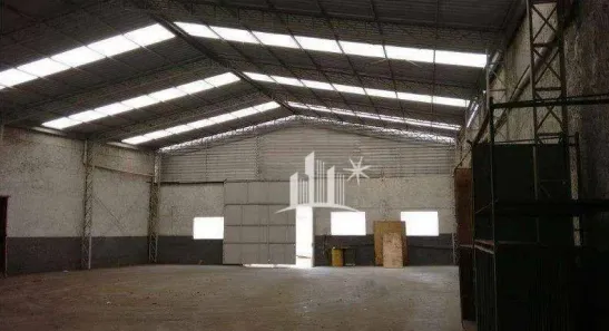Galpão/Depósito/Armazém para venda ou aluguel, 1841m² no Vila Alzira, Santo André