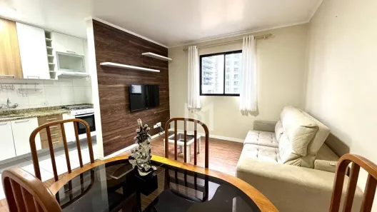 Apartamento com 2 Quartos à venda, 111m² no Centro, Curitiba