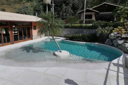 Casa com 6 Quartos à venda, 270m² no Araras, Petrópolis