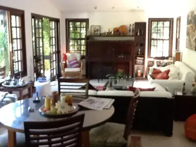 Casa com 1 Quarto à venda, 150m² no Maceió, Niterói