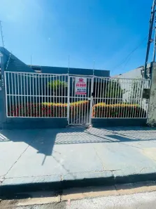 Casa com 3 Quartos para alugar, 55m² no Jardim Shangri-Lá, Cuiabá