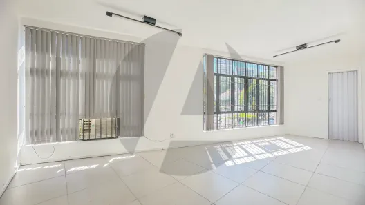 Sala Comercial para alugar, 34m² no Floresta, Porto Alegre