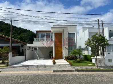Casa com 4 Quartos à venda, 240m² no Costa Nova, Caraguatatuba