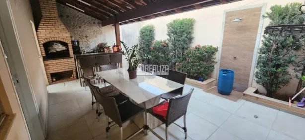 Casa com 2 Quartos à venda, 125m² no Beija-Flor II, Uberaba