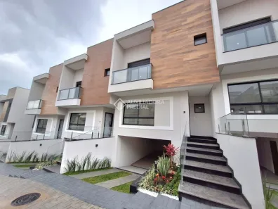 Sobrado com 3 Quartos à venda, 190m² no Uberaba, Curitiba