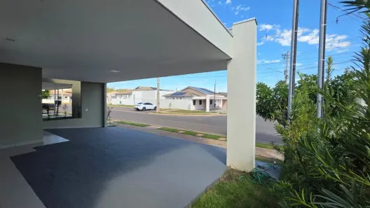 Casa de Condomínio com 3 Quartos para alugar, 120m² no Petrópolis, Várzea Grande