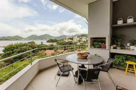 Casa de Condomínio com 4 Quartos à venda, 351m² no João Paulo, Florianópolis