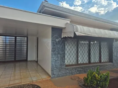 Casa com 3 Quartos à venda, 202m² no Centro, Araraquara