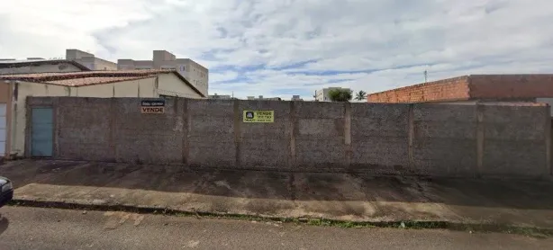 Lote/Terreno à venda, 300m² no Segismundo Pereira, Uberlândia
