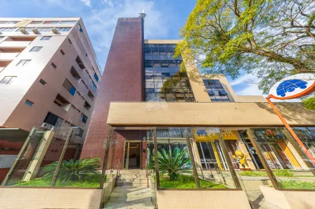 Sala Comercial à venda, 47m² no Rebouças, Curitiba