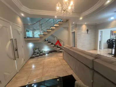 Casa de Condomínio com 3 Quartos à venda, 310m² no Jardim Califórnia, Jacareí