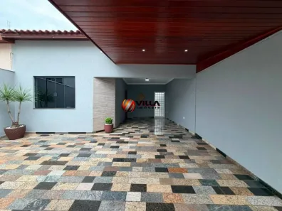 Casa com 3 Quartos para alugar, 150m² no Parque Novo Mundo, Americana