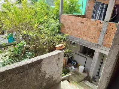 Sobrado com 5 Quartos à venda, 200m² no Jardim Guaracy, Guarulhos